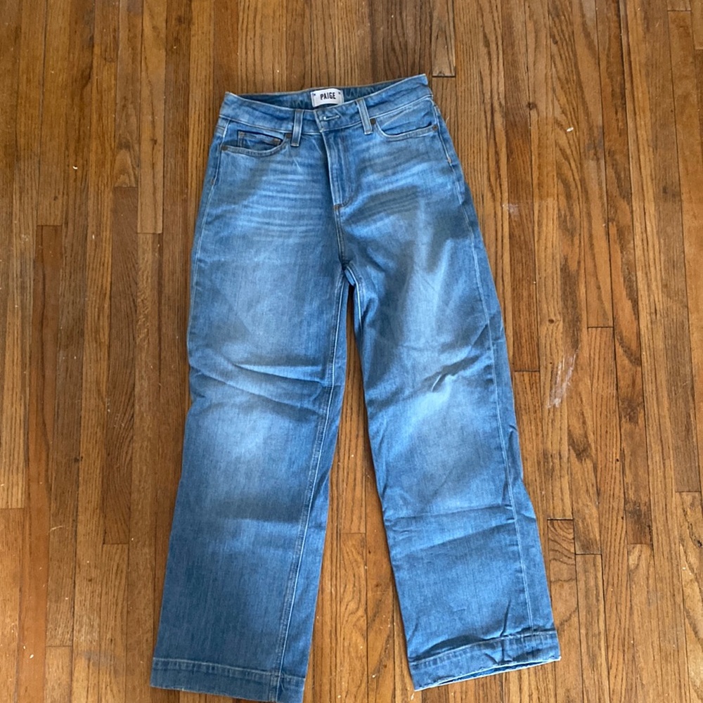 PAIGE size 26 light wash jeans
